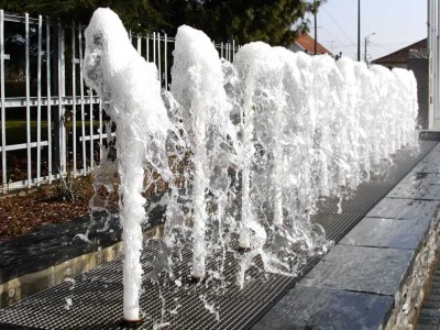 chateaubriant fontaine jour ornementale fountain diluvial