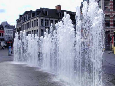mons grand place fontaine fountain dalle seche diluvial