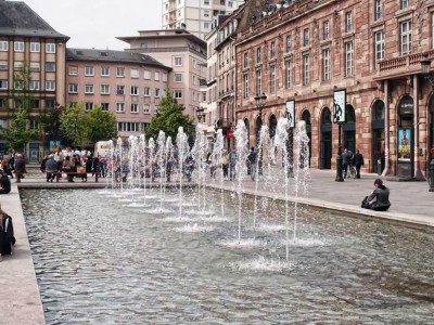 strasbourg kleber fontaine ornementale fountain diluvial