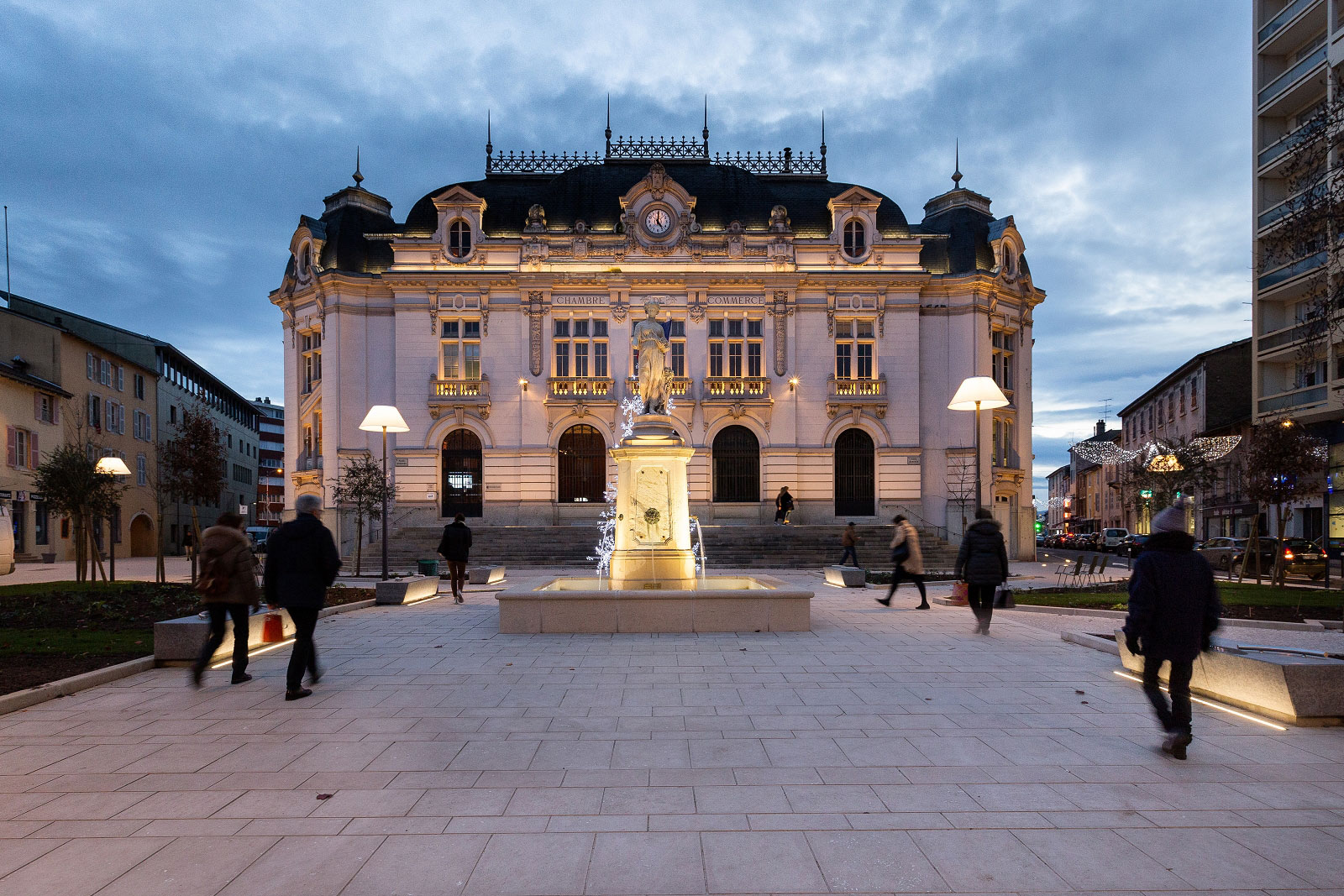 Mâcon Place Genèves (71)