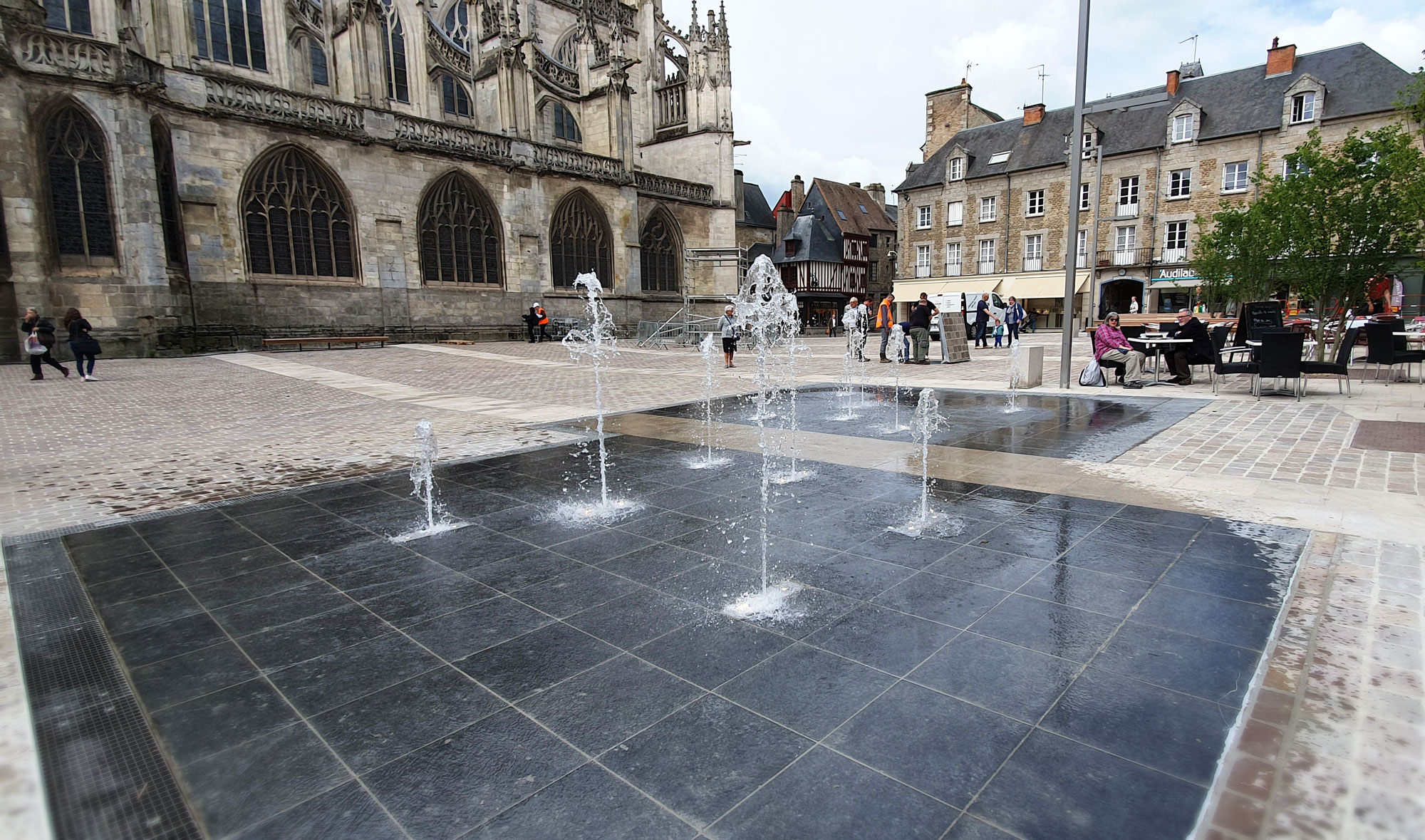 Alençon Place de la Magdeleine (61)