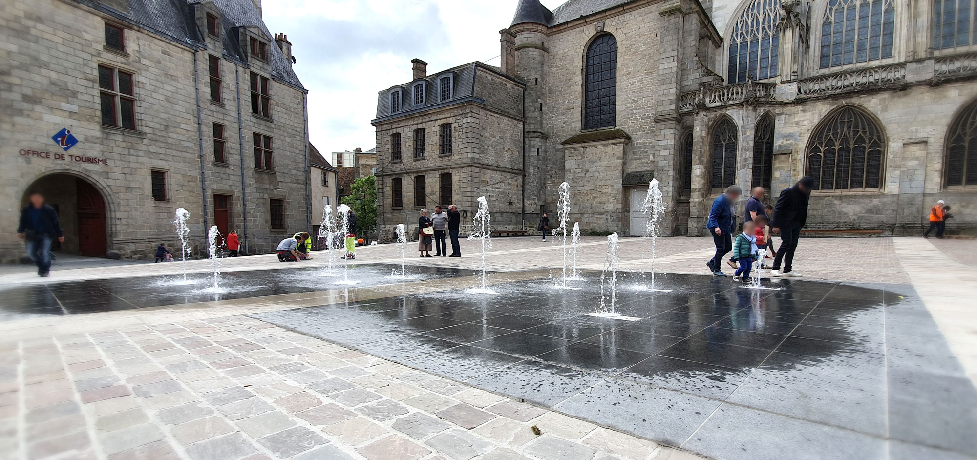 Alençon Place de la Magdeleine (61)