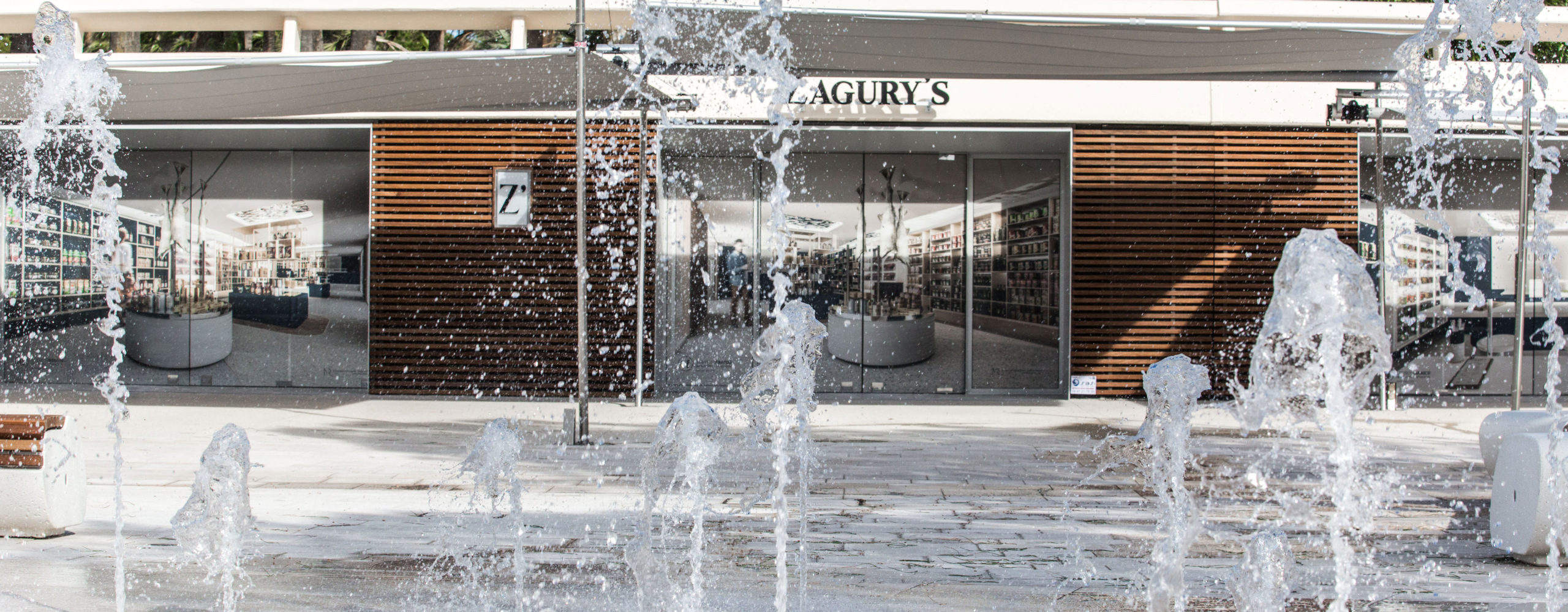 Fontaine Port Canto à Cannes