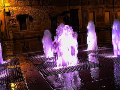 castres gabarou fontaine ornementale dalle seche nuit detail fountain diluvial